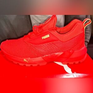 Puma Venus SoftFoam tennis shoes